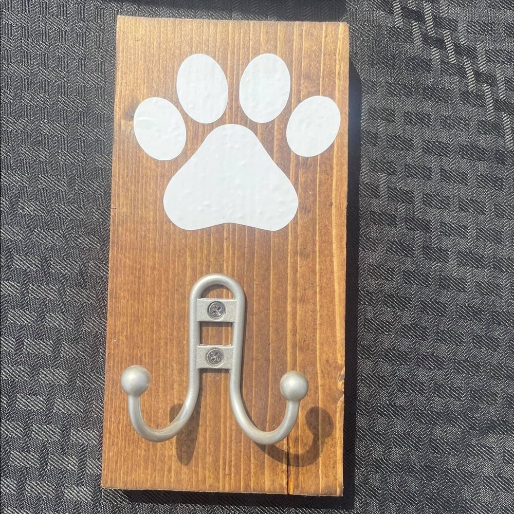 Wood Dog or Cat Leash Hanger ( Wood Stain, Grey)